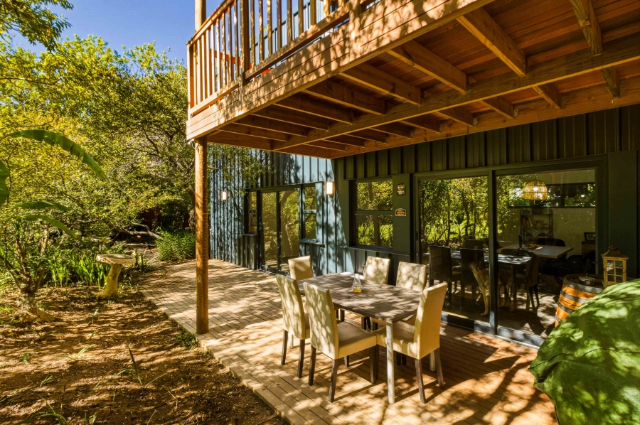 9 Bedroom Property for Sale in Golden Acre Western Cape